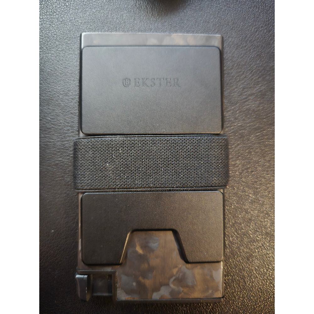 Forged Carbon Ekster Wallet